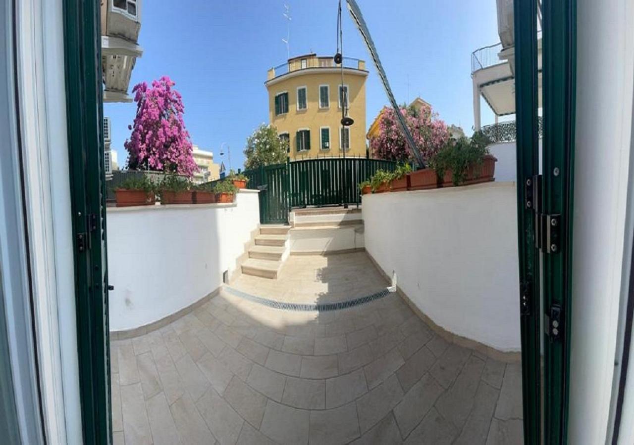 Riviera Albachiara Anzio B&B エクステリア 写真